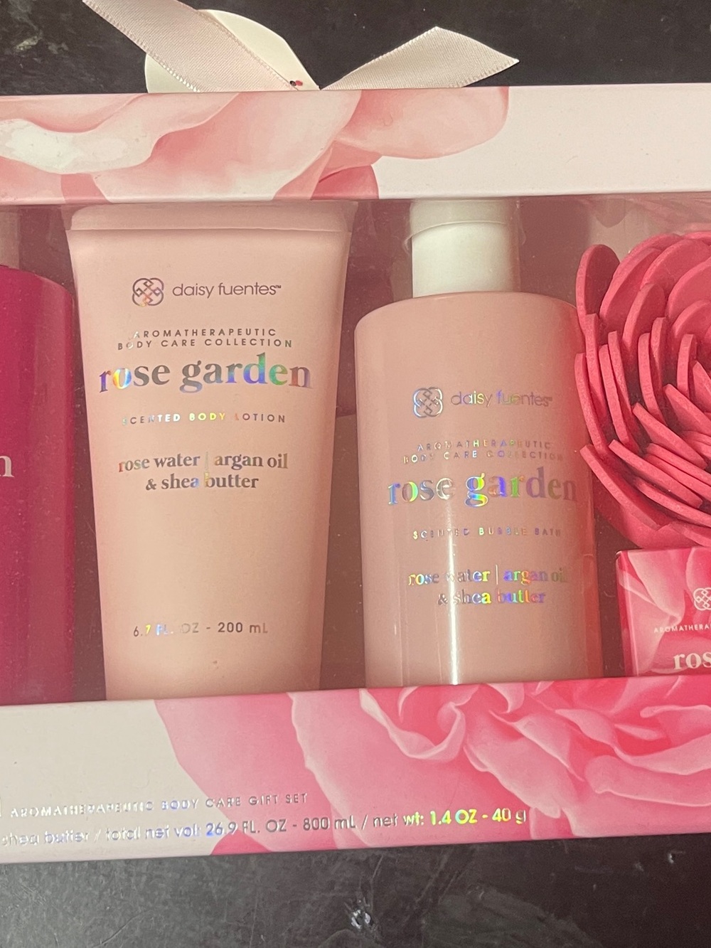 Daisy Fuentes Rose Garden Body Care Set - Light Pink